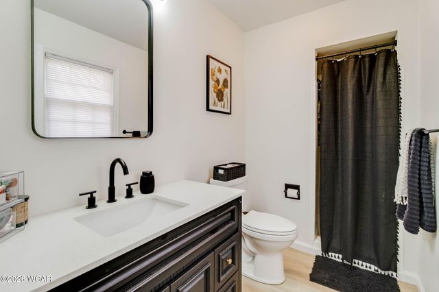 127 Cheshire Circle, Lima, OH 45804