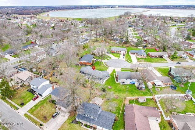 127 Cheshire Circle, Lima, OH 45804