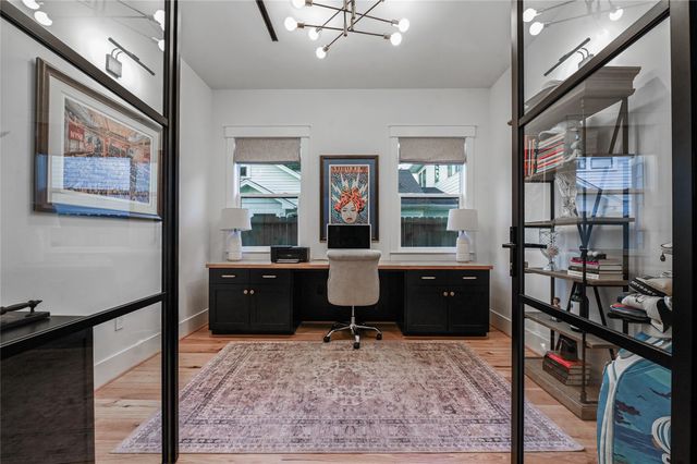 1512 Ashland Street, Houston, TX 77008