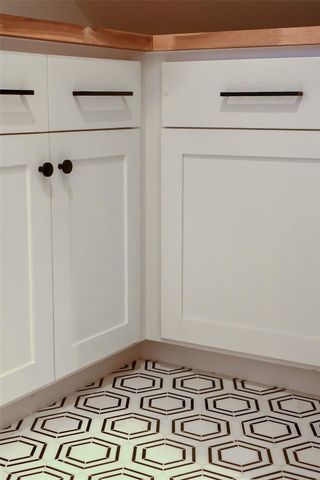 1512 Ashland Street, Houston, TX 77008