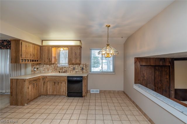 7550 Daytona Drive, Parma, OH 44134