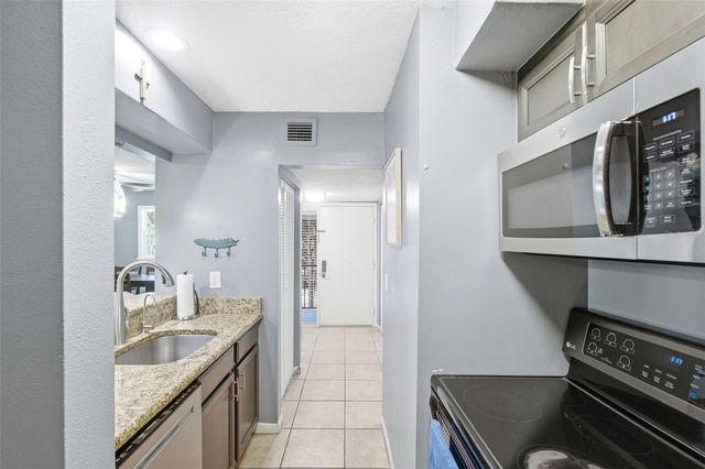 140 ORCHID WOODS COURT 1B, Deltona, FL 32725
