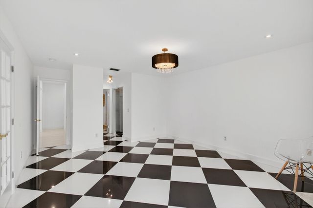 6105 Via Laguna Lane, Boca Raton, FL 33433