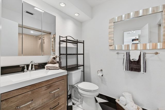 6105 Via Laguna Lane, Boca Raton, FL 33433