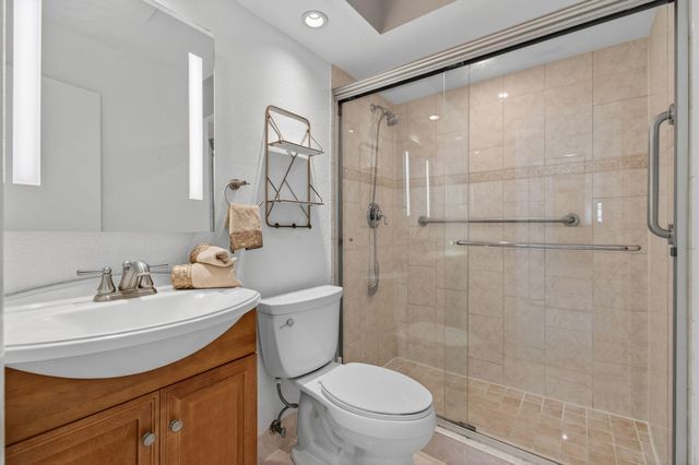 6105 Via Laguna Lane, Boca Raton, FL 33433