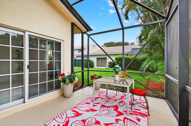 6105 Via Laguna Lane, Boca Raton, FL 33433