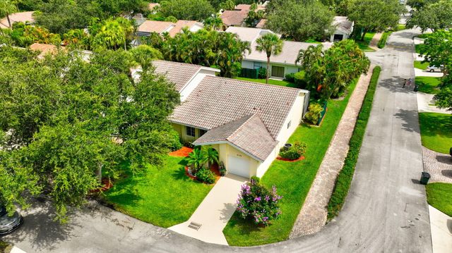 6105 Via Laguna Lane, Boca Raton, FL 33433
