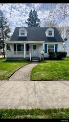 17758 Lincoln Avenue, Eastpointe, MI 48021
