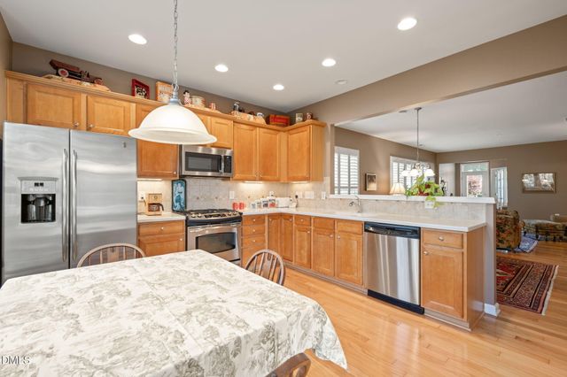 410 Easton Grey Loop, Cary, NC 27519