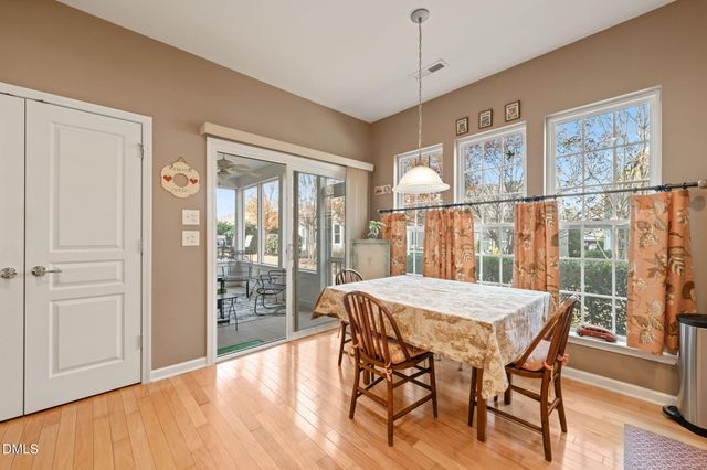 410 Easton Grey Loop, Cary, NC 27519