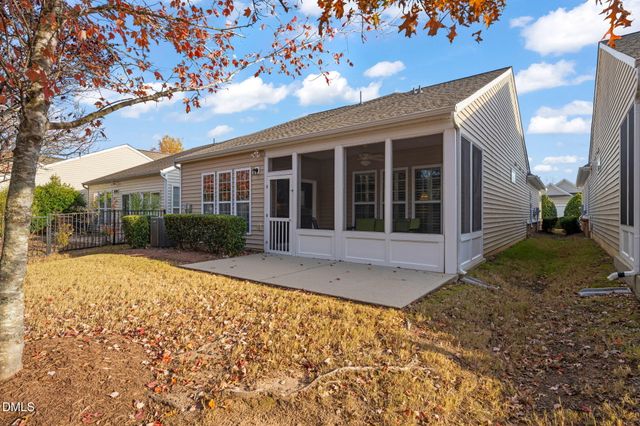 410 Easton Grey Loop, Cary, NC 27519