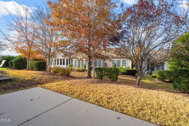 410 Easton Grey Loop, Cary, NC 27519