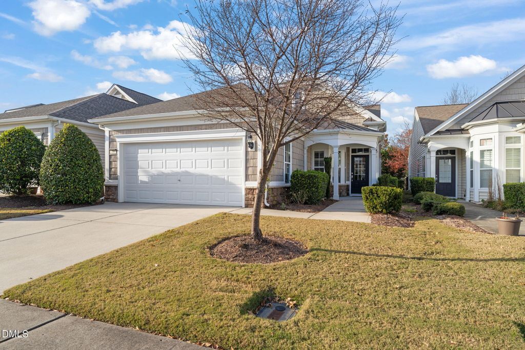 410 Easton Grey Loop, Cary, NC 27519