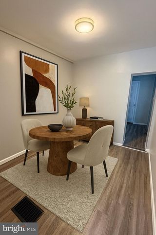 2528 COLLINS ST, Philadelphia, PA 19125