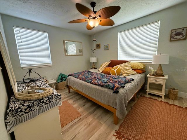 421 VIRGINIA AVENUE, Madeira Beach, FL 33708