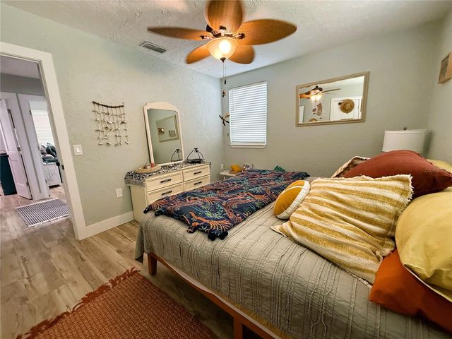 421 VIRGINIA AVENUE, Madeira Beach, FL 33708