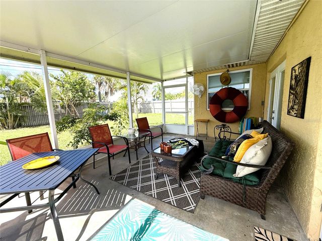 421 VIRGINIA AVENUE, Madeira Beach, FL 33708