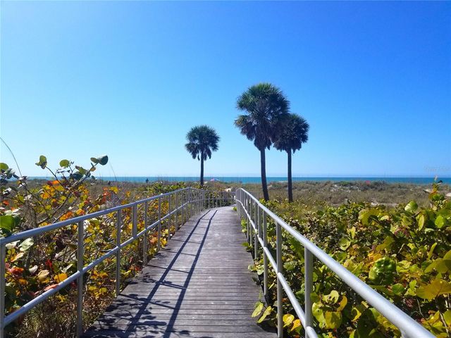 421 VIRGINIA AVENUE, Madeira Beach, FL 33708