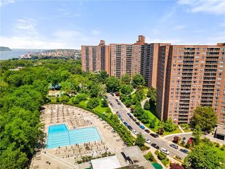 5700 Arlington Avenue 20G, Bronx, NY 10471