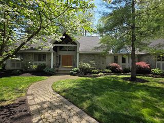 668 Founders Ridge Drive, Columbus, OH 43230