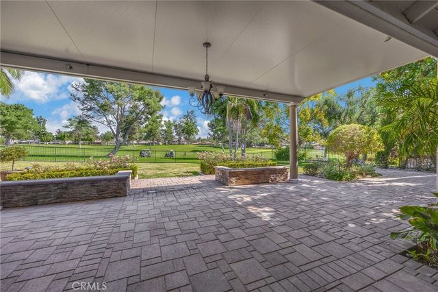 6042 Foxfield, Yorba Linda, CA 92886