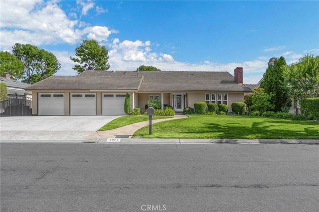 6042 Foxfield, Yorba Linda, CA 92886