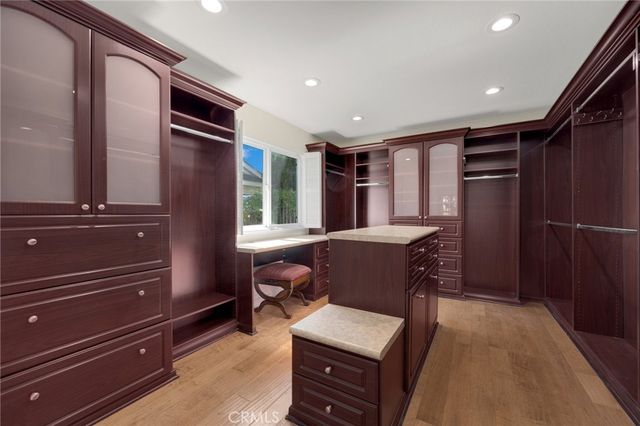 6042 Foxfield, Yorba Linda, CA 92886