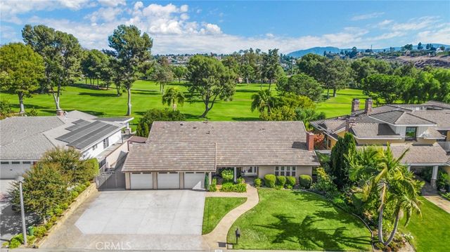 6042 Foxfield, Yorba Linda, CA 92886