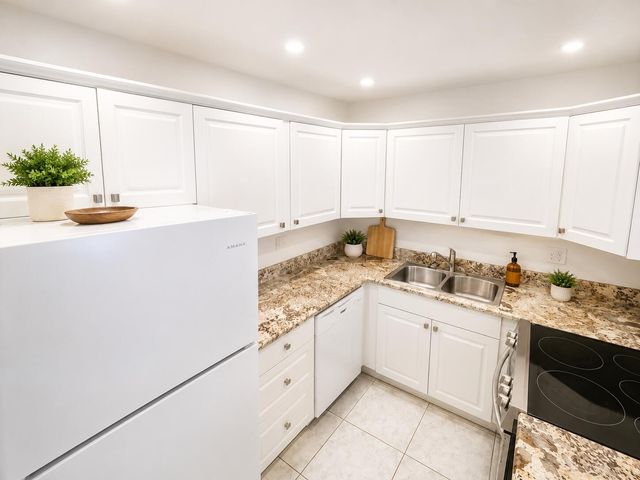 5951 NE 14TH Lane 301N, Fort Lauderdale, FL 33334