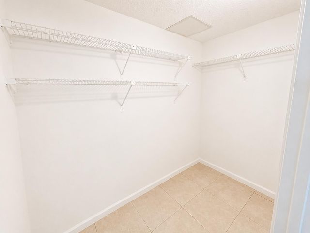 5951 NE 14TH Lane 301N, Fort Lauderdale, FL 33334