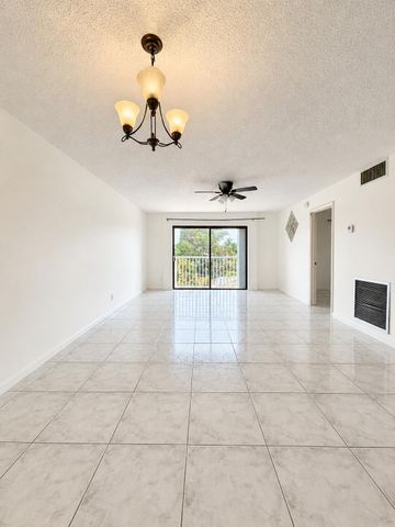 5951 NE 14TH Lane 301N, Fort Lauderdale, FL 33334