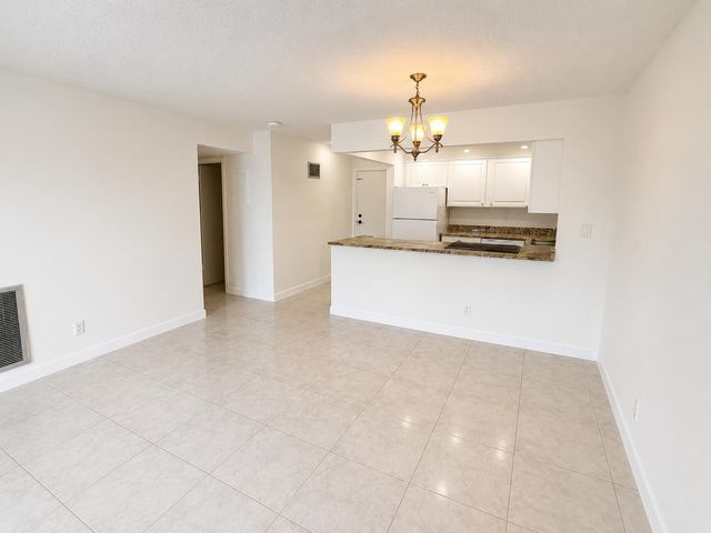 5951 NE 14TH Lane 301N, Fort Lauderdale, FL 33334