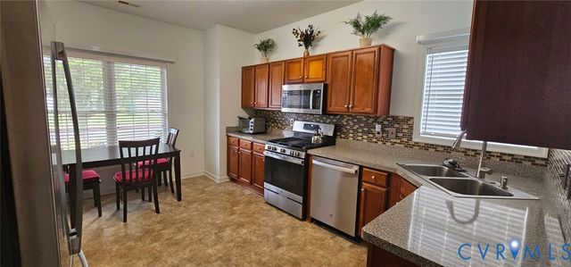 7424 Red Hill Club Ct, Henrico, VA 23231
