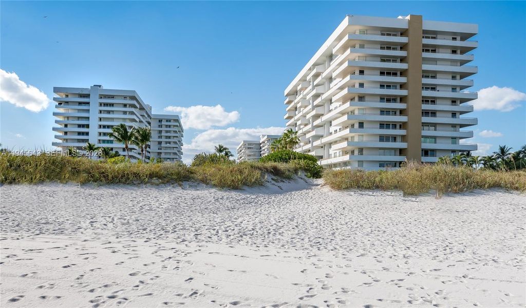 199 Ocean Lane Dr 807, Key Biscayne, FL 33149