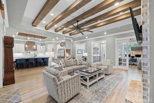 8415 Beulah Rd, Pensacola, FL 32526