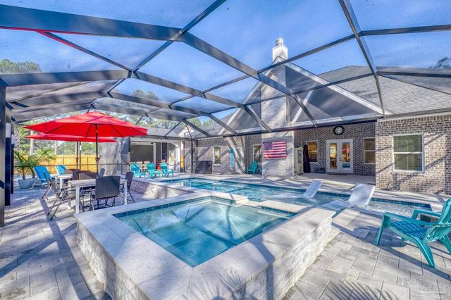 8415 Beulah Rd, Pensacola, FL 32526