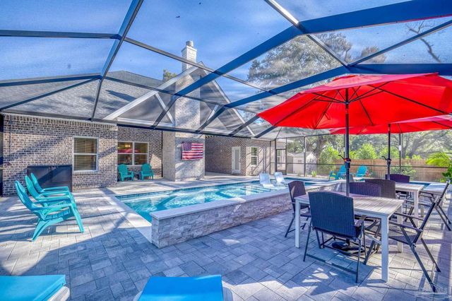 8415 Beulah Rd, Pensacola, FL 32526