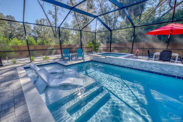 8415 Beulah Rd, Pensacola, FL 32526