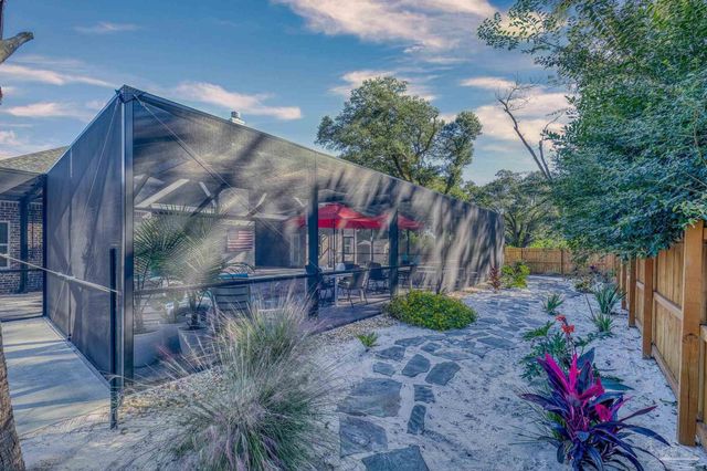 8415 Beulah Rd, Pensacola, FL 32526