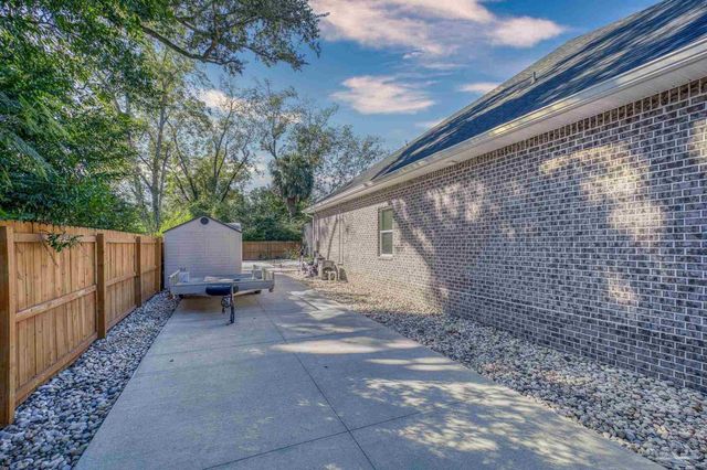 8415 Beulah Rd, Pensacola, FL 32526