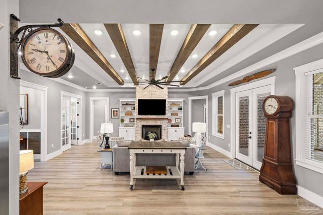 8415 Beulah Rd, Pensacola, FL 32526