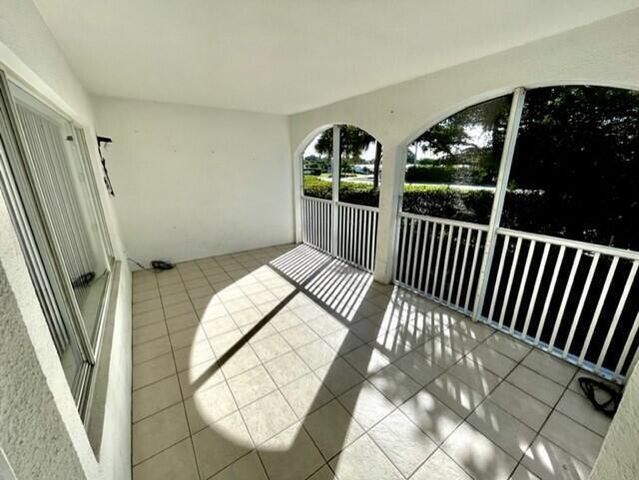 815 W Boynton Beach Boulevard 7-205, Boynton Beach, FL 33426