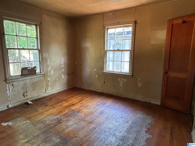 2006 27TH AVENUE, Hueytown, AL 35023