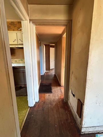 2006 27TH AVENUE, Hueytown, AL 35023