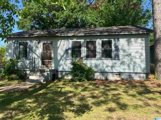 2006 27TH AVENUE, Hueytown, AL 35023