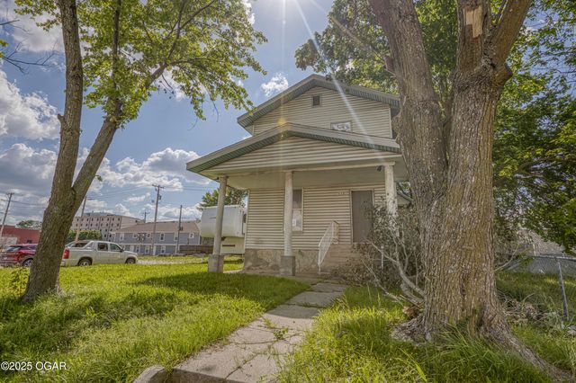 112 N Joplin Avenue, Joplin, MO 64801