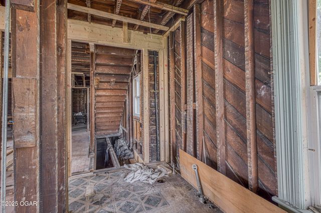 112 N Joplin Avenue, Joplin, MO 64801