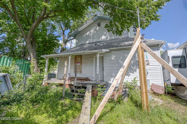 112 N Joplin Avenue, Joplin, MO 64801