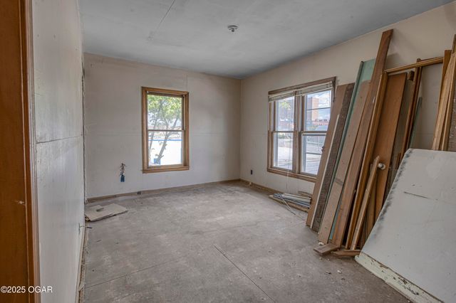 112 N Joplin Avenue, Joplin, MO 64801