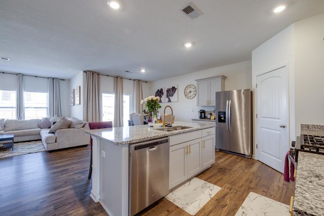 8814 RUTH ANN CV, Southaven, MS 38671